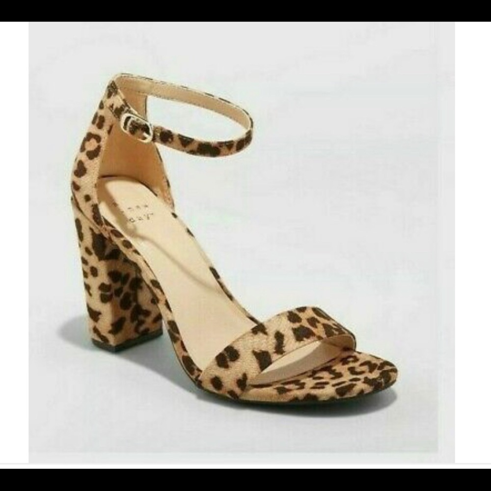 **NEW**Leopard heels🤎🖤🧡